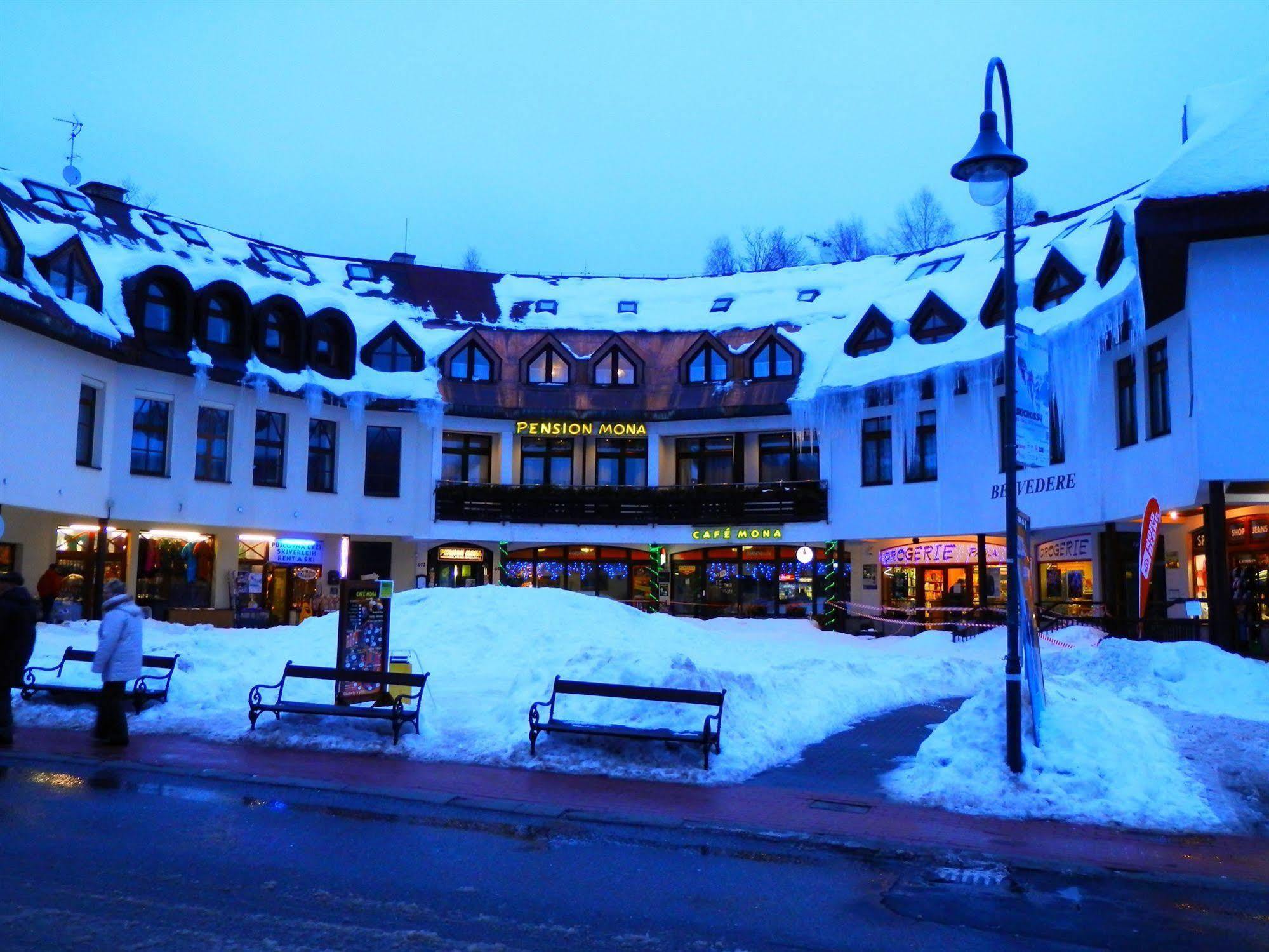 Pension Mona Гаррахов Экстерьер фото