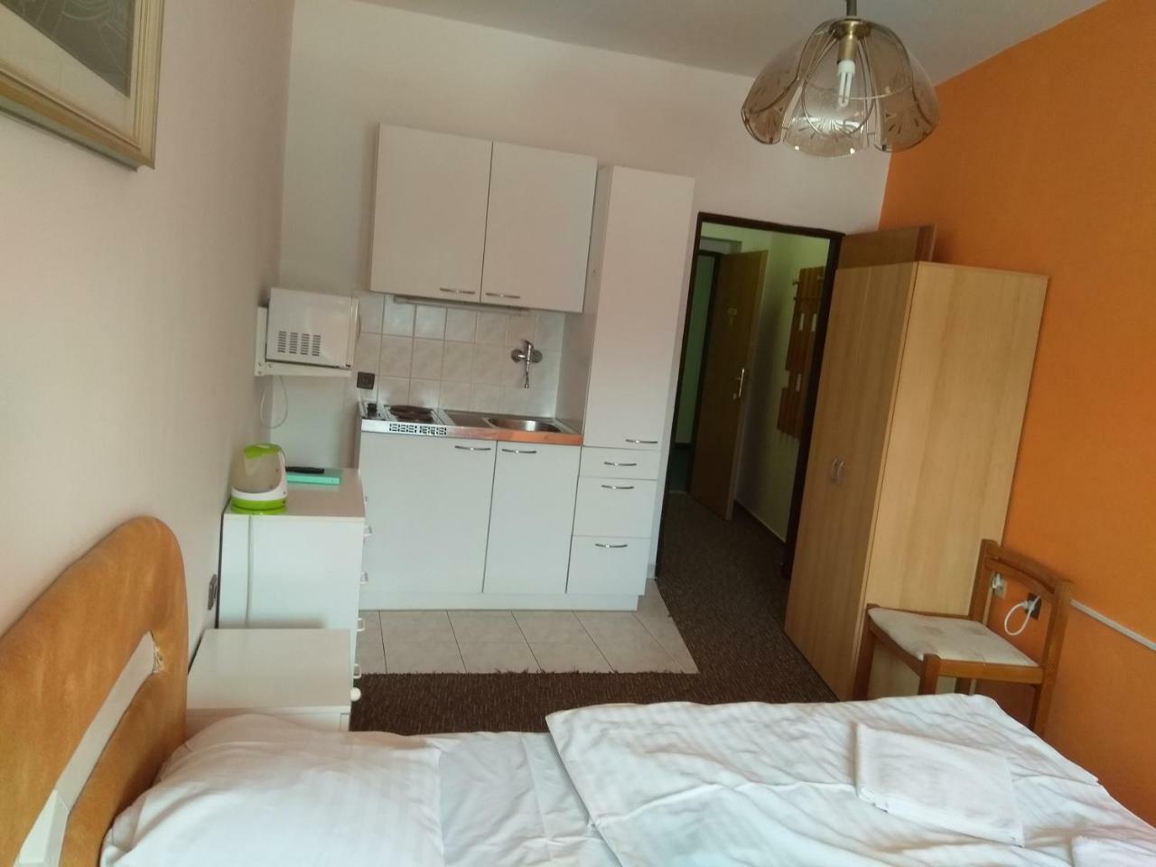 Pension Mona Гаррахов Экстерьер фото